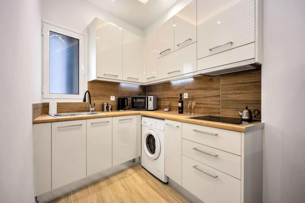 Artemis Modern Apartment Atenas Exterior foto